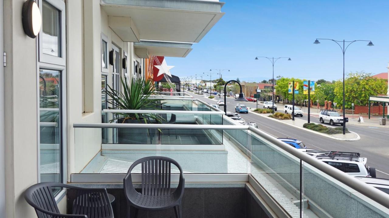 Semaphore Splash Apartments Port Adelaide Eksteriør billede