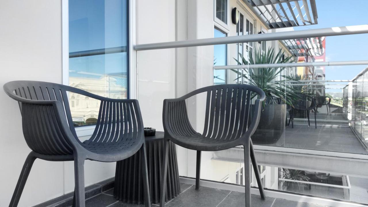 Semaphore Splash Apartments Port Adelaide Eksteriør billede