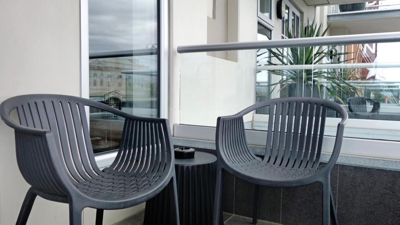 Semaphore Splash Apartments Port Adelaide Eksteriør billede