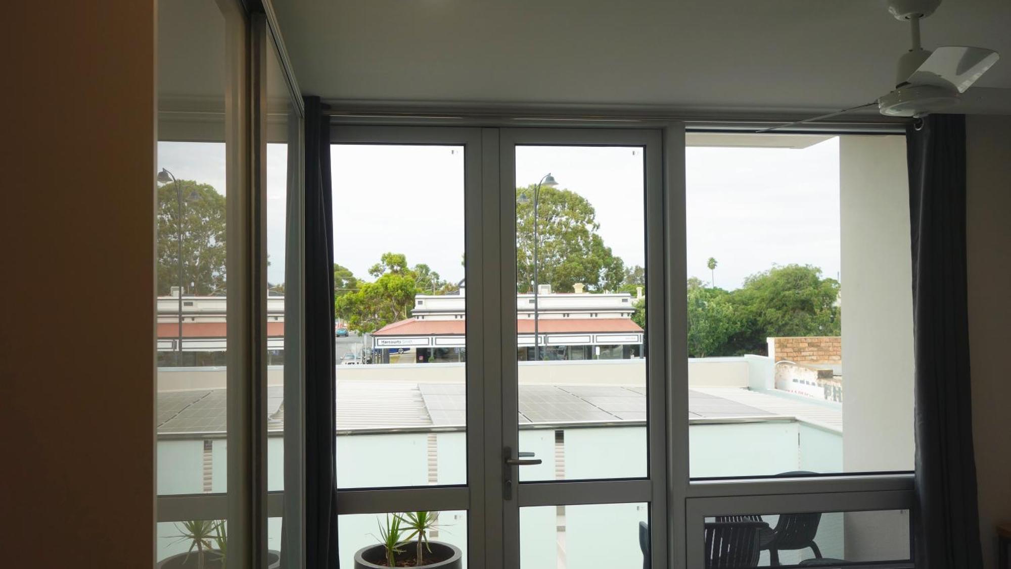 Semaphore Splash Apartments Port Adelaide Eksteriør billede